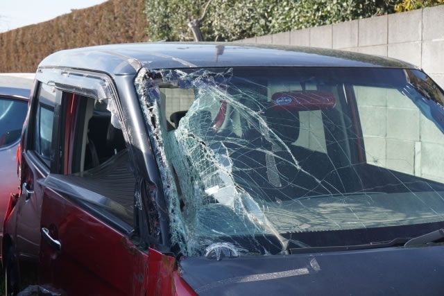 森清モータース｜板金塗装｜骨格構造まで損傷している画像